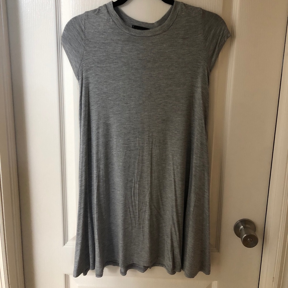 Gray tee shirt dress